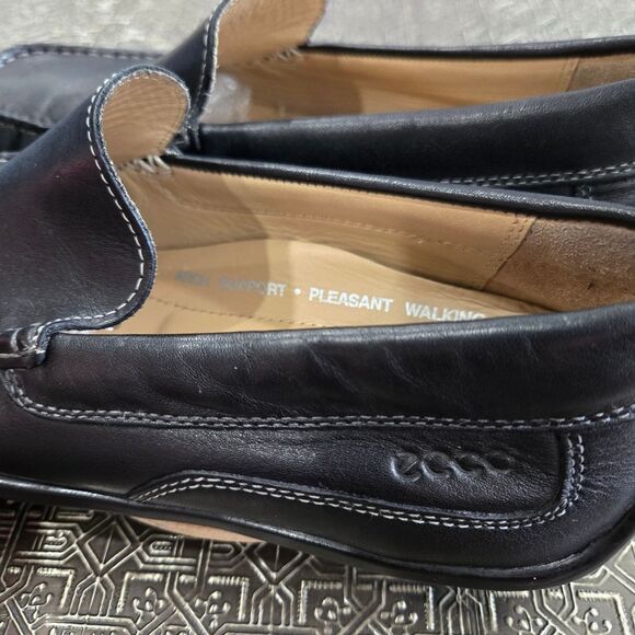 🐢 Ecco Classic Moc 2.0 Shoe.  Size 41 EU 7-7.5 US - Picture 11 of 15
